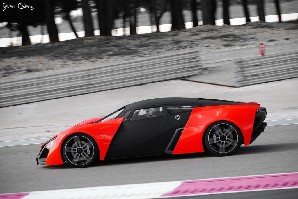 2011-marussia-b2-coupe-side.jpg